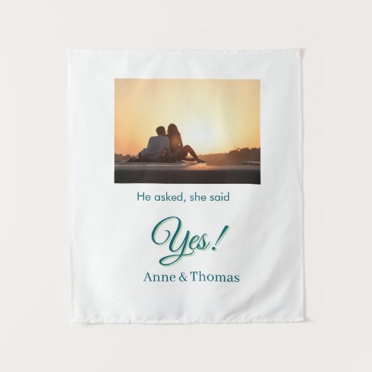 彼は尋ね、彼女はイエスと言った 青と緑の写真 結婚する タペストリー (正面)