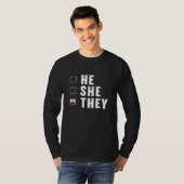 彼は彼女は非二進性Genderqueer非二進性 Tシャツ (正面フル)