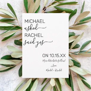 彼は彼女頼がYes写真シンプル婚約と言った 案内状