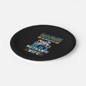 彼は整備士だ ペーパープレート (アングル)