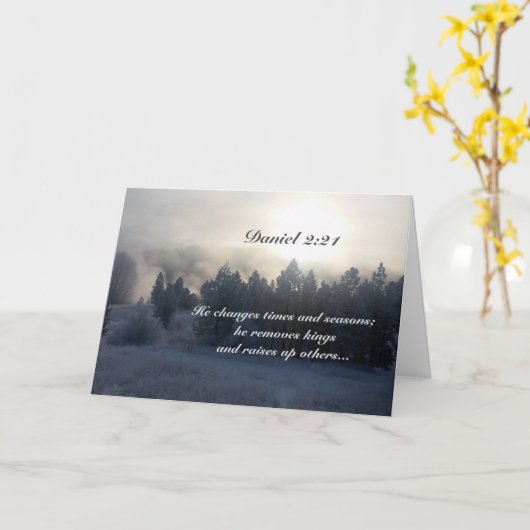 彼は時代と季節を変える、ダニエル2:21聖書 カード (黄色い花)