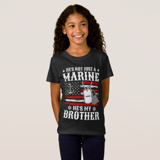 彼は海だけでなく私の兄国の愛国者だおもしろい Tシャツ (正面フル)