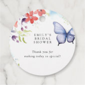 彼は私に蝶々を与える ブライダルシャワー フェイバータグ (裏面)
