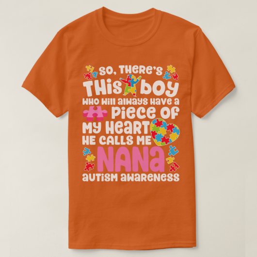 彼は私をナナ自閉症の意識と呼ぶ Tシャツ (デザイン正面)