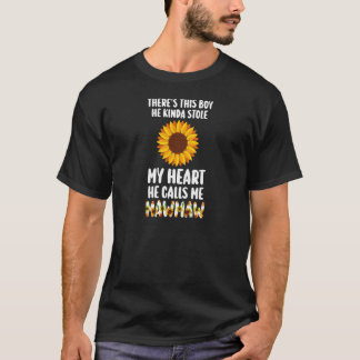 彼は私をモーと呼ぶ私のハートを盗んだ女の子 Tシャツ