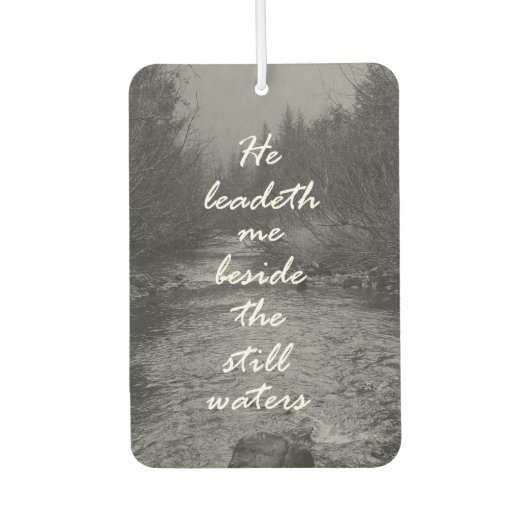 彼は私を静かな水の聖句の横に導く カーエアーフレッシュナー (正面)