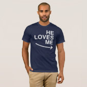 彼は私を(右) - .png愛します tシャツ (正面フル)