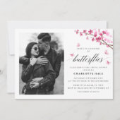 彼は私与え蝶フローラピンクブライダルシャワー 招待状 (正面)