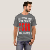 彼は話子の前で病気だ Tシャツ (正面フル)