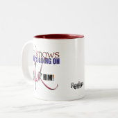 彼は起こっているものが知っています: 彼に尋ねて下さい! マグ (正面左)