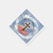 彼は雲に覆われたゴツゴツした十字架を起こした スタンダードカクテルナプキン (角)
