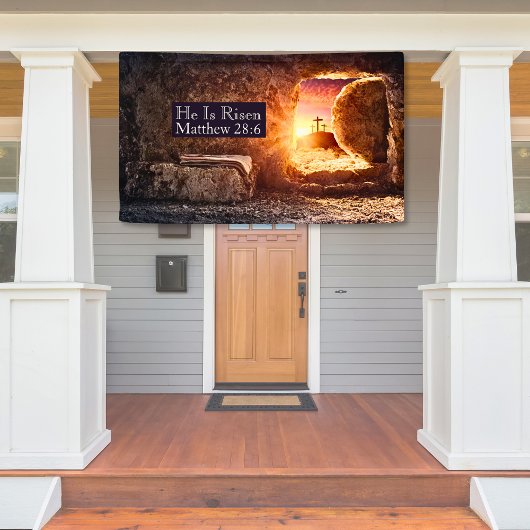 彼は3つのクロス空の墓復活祭を復活している 横断幕