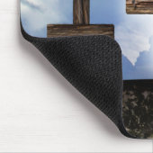 彼は3つの険しい十字架を上げた マウスパッド (コーナー)