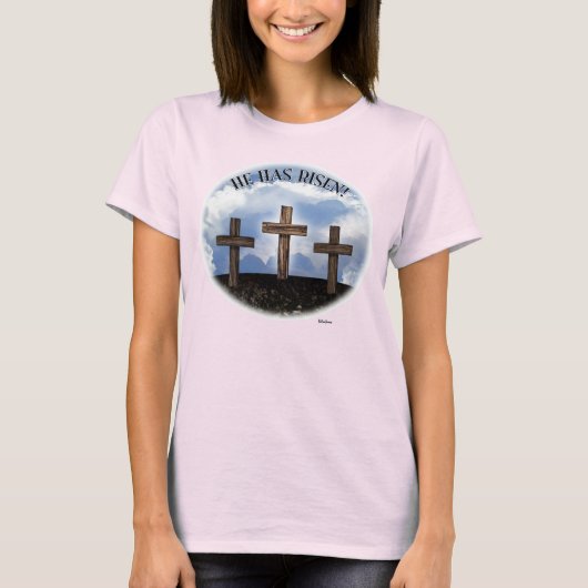 彼は3つの険しい十字架を上げた Tシャツ (正面)