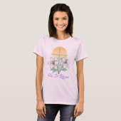 彼はTシャツのキリスト教のイースターリリー十字架を復活させた Tシャツ (正面フル)