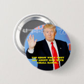 彼らが小さい手を搭載する人言うことを知っています 缶バッジ (正面&裏面)