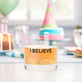 彼らが見たものは – 私は信じエイリアンに出会 ウイスキーグラス