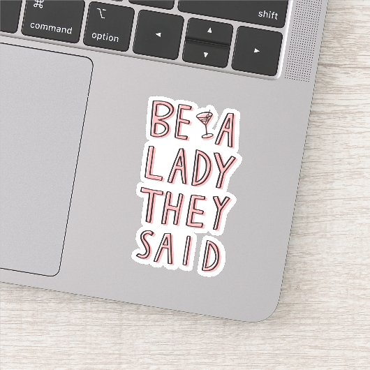 彼らが言った女性である シール (詳細)