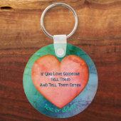 彼らに愛を伝えるピンクのハート キーホルダー (裏面)