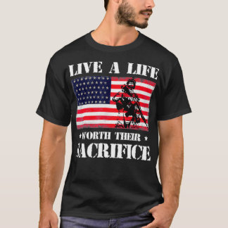 彼らの犠牲の価値のある人生を生きる退役軍人デイミル Tシャツ
