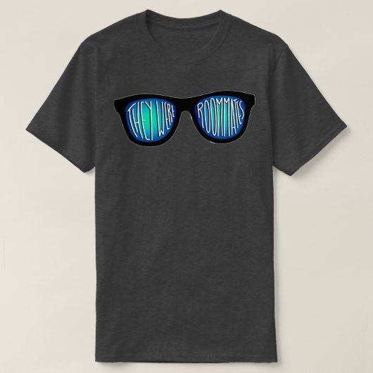彼らはルームメイトつる植物 Tシャツ (デザイン正面)