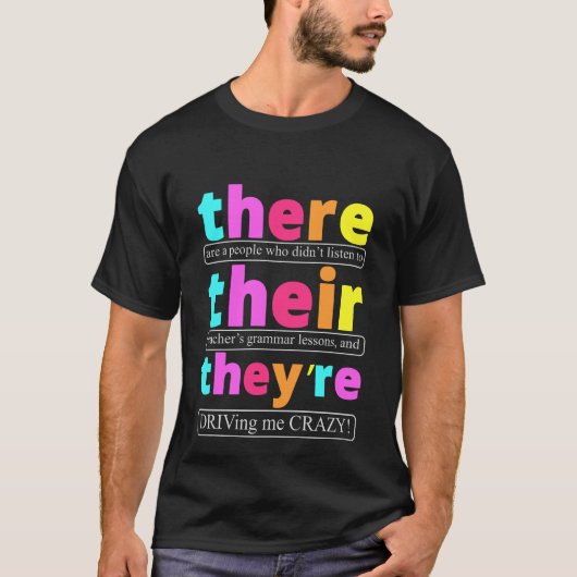 彼らは先生だおもしろい Tシャツ (正面)