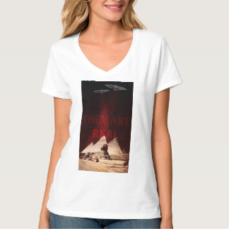 彼らは実在エイリアンだ Tシャツ