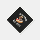 彼らは犬食べのドナルドトランプ討論2024 スタンダードカクテルナプキン (角)