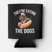 彼らは犬食べのドナルドトランプ討論2024 缶クーラー (正面)