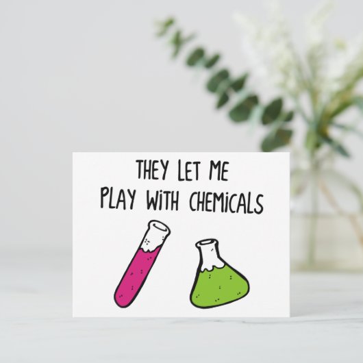 彼らは私に化学遊剤を与えてくれた ポストカード (スタンド正面)