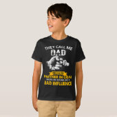 彼らは私をパパと呼ぶ犯罪のパートナーPapa Tシャツ (正面フル)