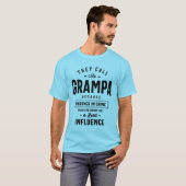 彼らは私をGrampaと呼ぶ犯罪のパートナー Tシャツ (正面フル)