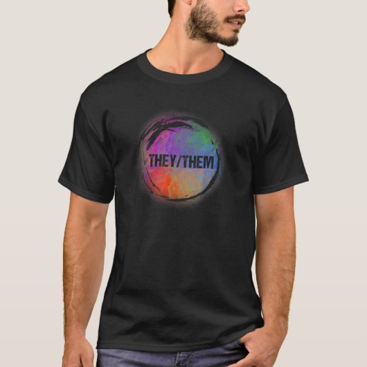 彼らは非バイナリ性LGBTQプライドを発表 Tシャツ (正面)