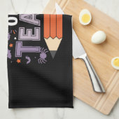 彼らは食べ犬と猫とペットのハロウィン キッチンタオル (四つ折り)