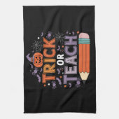 彼らは食べ犬と猫とペットのハロウィン キッチンタオル (縦)