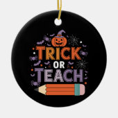 彼らは食べ犬と猫とペットのハロウィン セラミックオーナメント (正面)