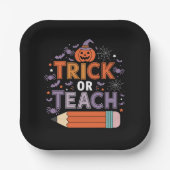 彼らは食べ犬と猫とペットのハロウィン ペーパープレート (正面)