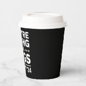 彼らは食べ犬のディベートおもしろいトランプ引用文 紙コップ (左)