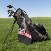 彼らは食べThe Dogs Trump 2024の討論だ ゴルフタオル (グリーン)