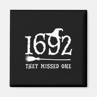 彼ら恋しく思は一つのハロウィンフェミニスト魔女の裁判を行う マグネット