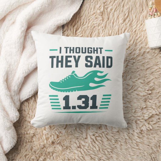 彼ら考えは1.31マイルと言った クッション (ブランケット)