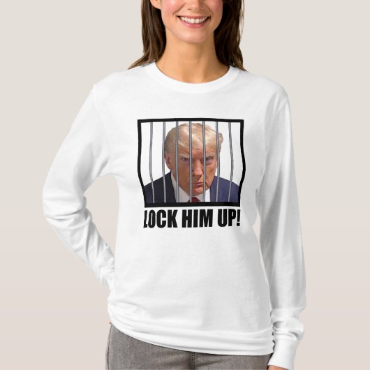 彼を閉じ込め！トランプのムグショット Tシャツ (正面)