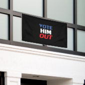 彼を黒人投票赤白青モダン文字 横断幕 (ビルの外側)