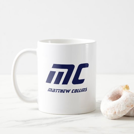 彼モダンのブルーはっきりしたモノグラム名シンプルの コーヒーマグカップ (ドーナツ)