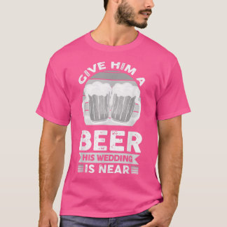 彼与えはビールを結婚飲んでいる Tシャツ