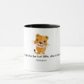 彼女がしかし少しコーヒー・マグあるけれども マグカップ (中央)