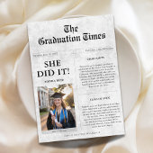 彼女がやった | 新聞ユニーク卒業写真 招待状