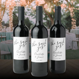 彼女がイエスと言った婚約パーティーラブハート ワインラベル