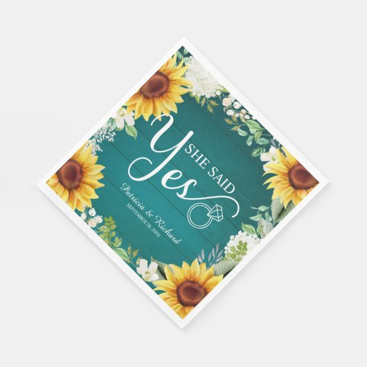 彼女がイエスと言った！ ラスティックなひまわりエンゲージメントパーティー スタンダードランチョンナプキン (角)