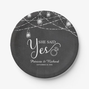 彼女がイエスと言った！ ラスティックチョーク婚約パーティー ペーパープレート